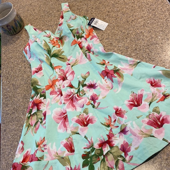 NWT Chaps Floral Feminine V Neck Dress 6 - Picture 1 of 17